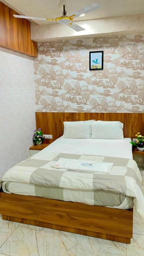 Kesar Hotel Viramgam Ngoại thất bức ảnh
